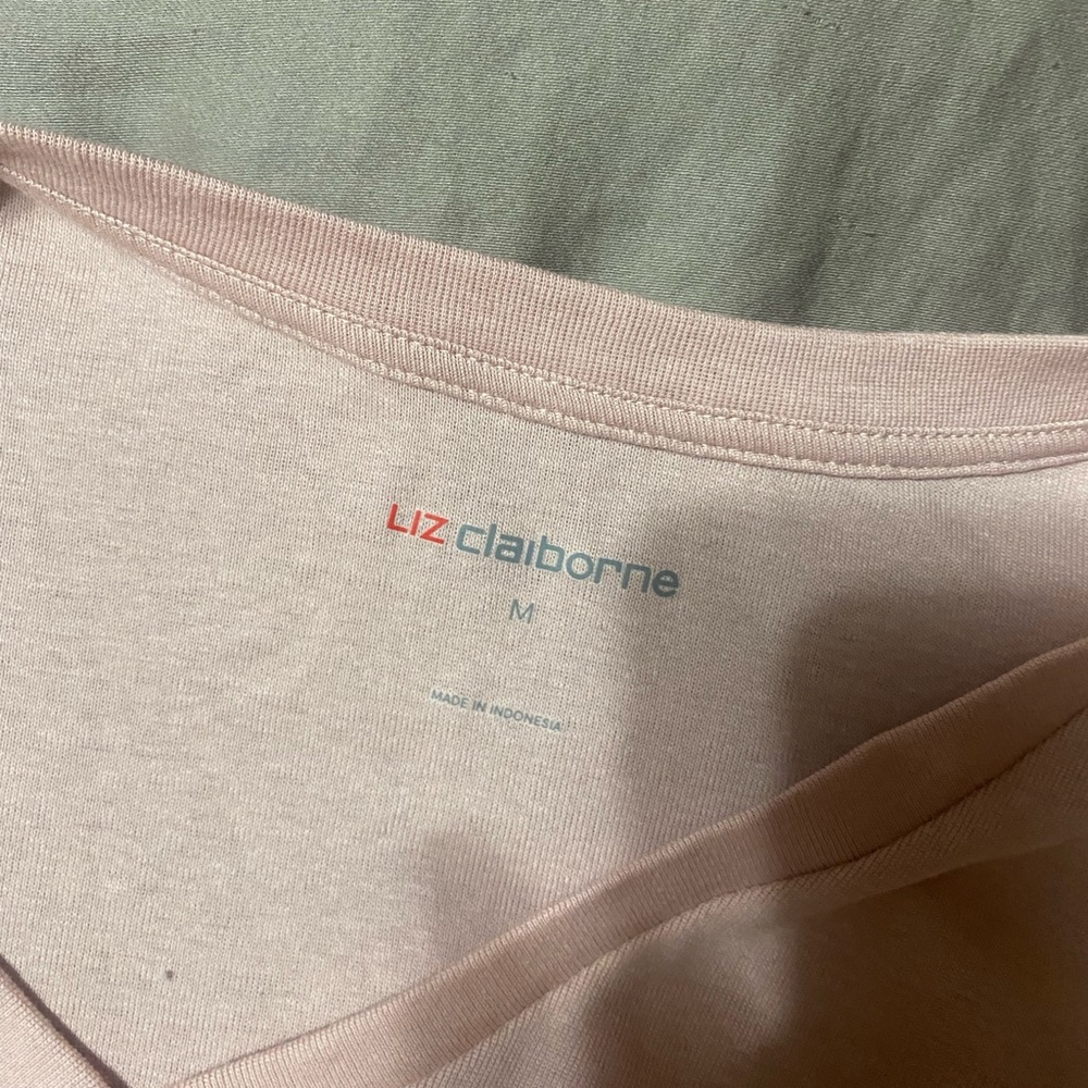 Liz Claiborne Blush V-Neck Long Sleeve Blouse - Picture 3 of 4
